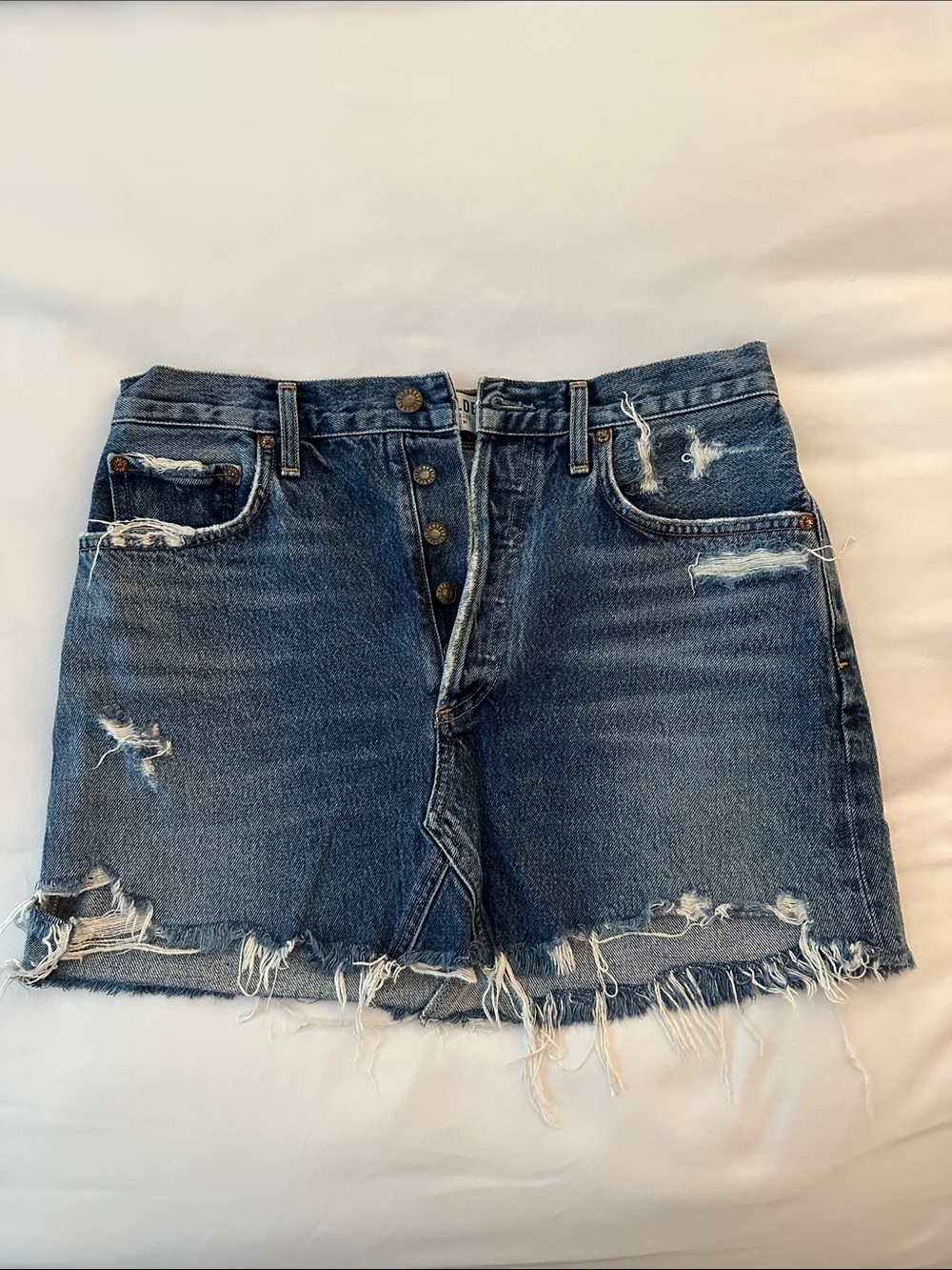 AGOLDE Distressed Medium Wash Denim | Size 28 | Like New!